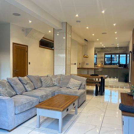 Broadway Beach Home With Hot Tub خليج هيرن المظهر الخارجي الصورة