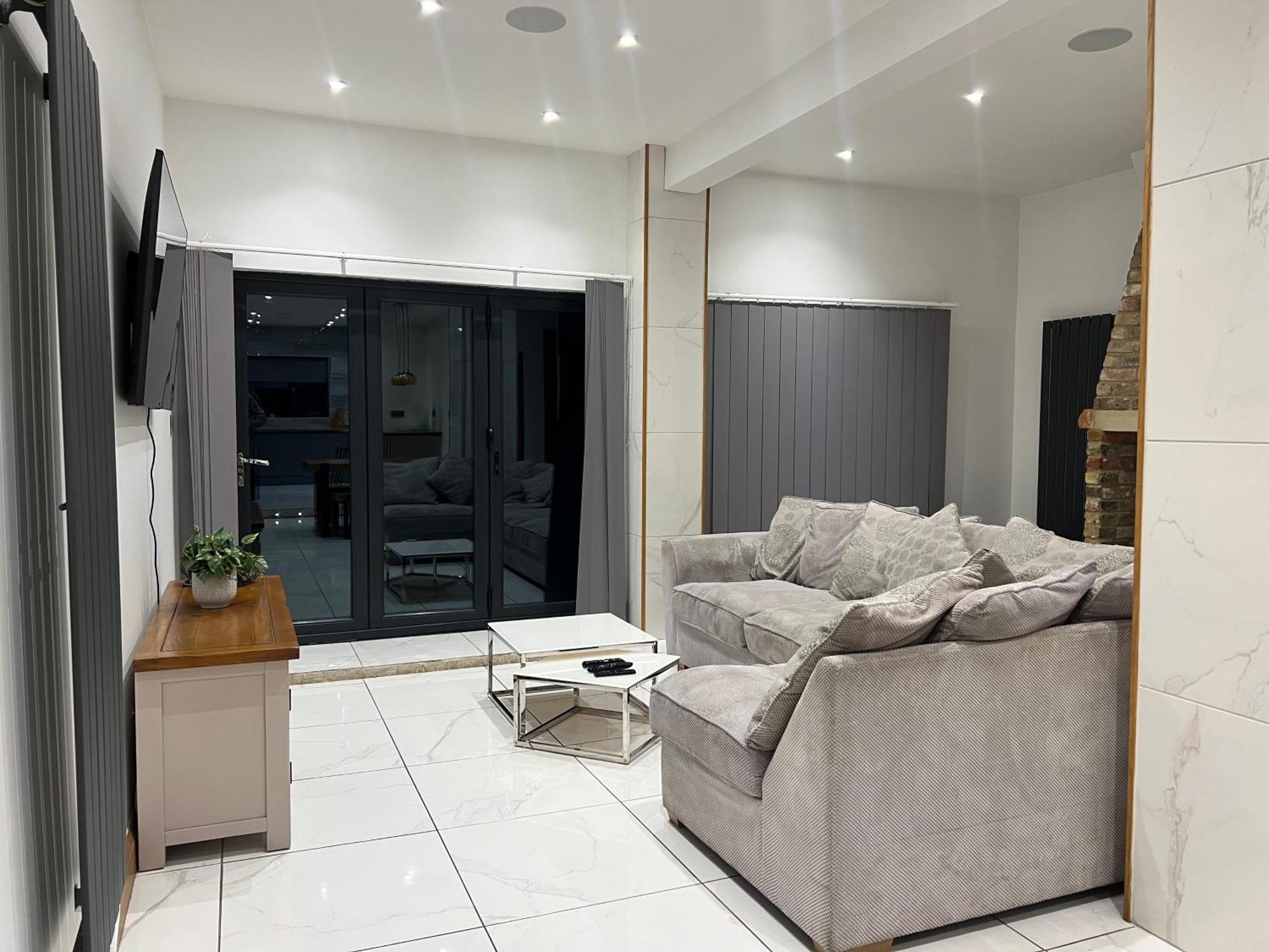 Broadway Beach Home With Hot Tub خليج هيرن المظهر الخارجي الصورة