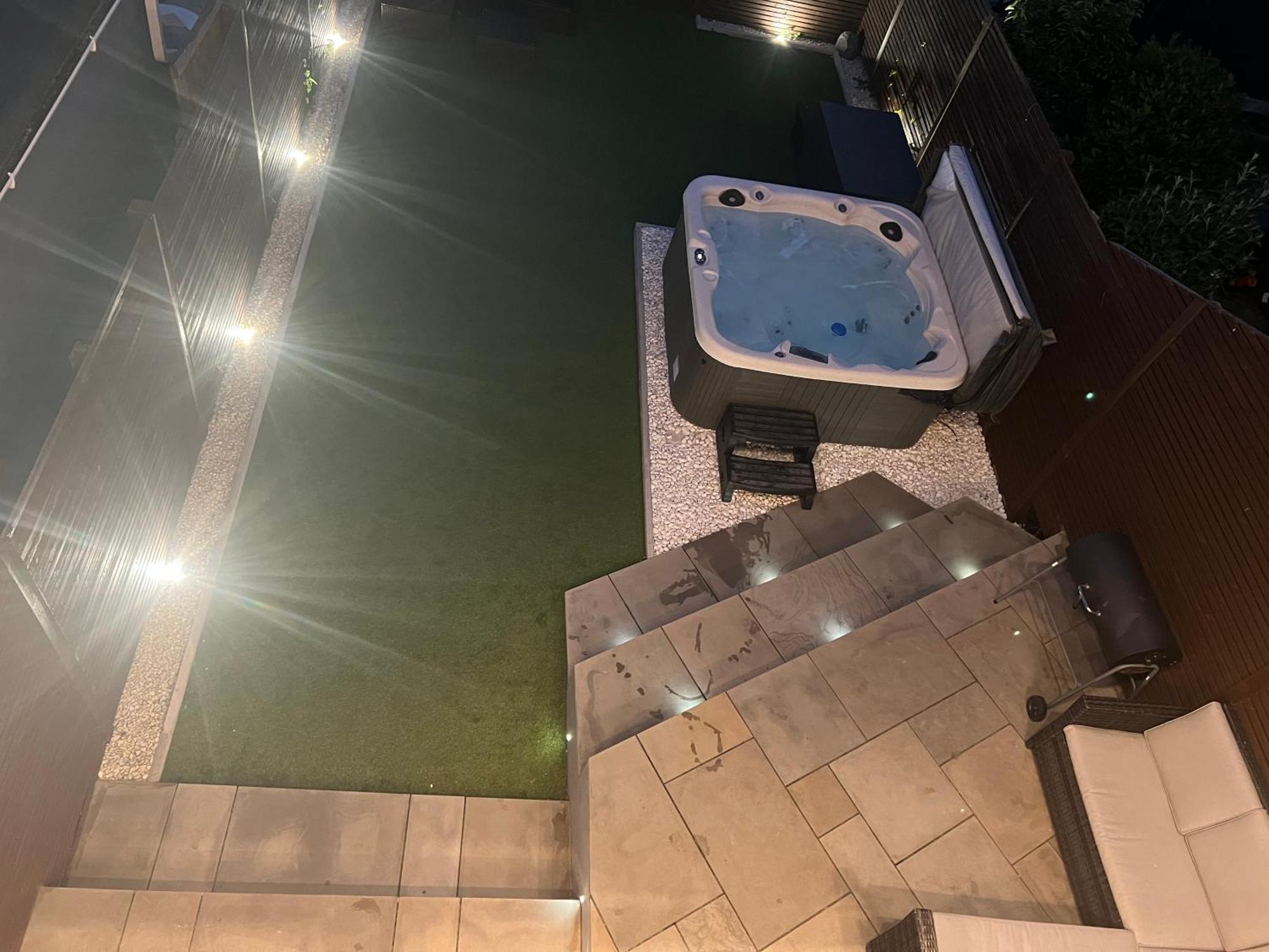 Broadway Beach Home With Hot Tub خليج هيرن المظهر الخارجي الصورة